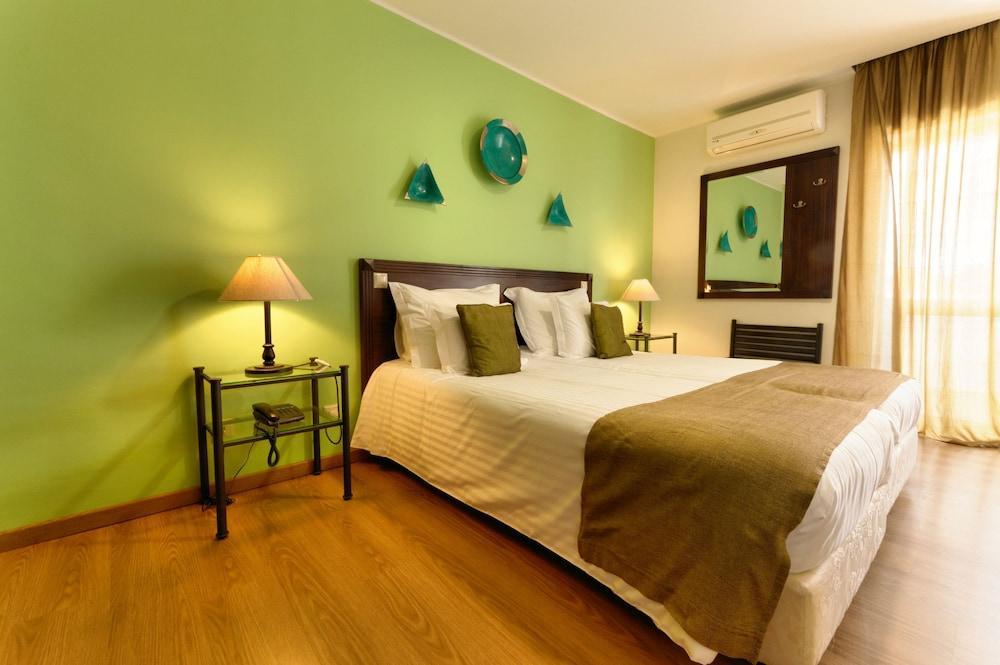 Hotel Vale Da Telha อัลเจซูร์ ภายนอก รูปภาพ